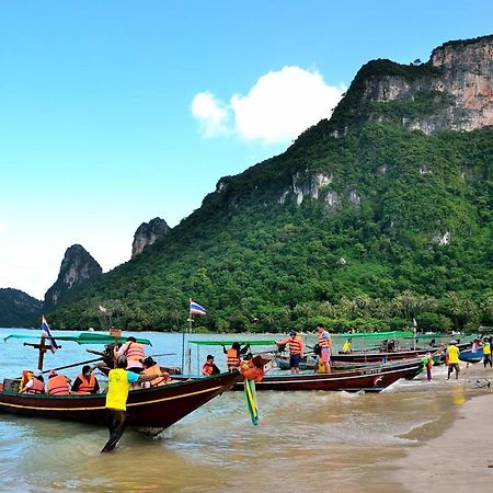 Baan Suchanuch Don Sak Exterior foto